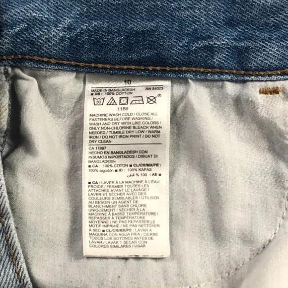 ❌RELISTED❌ Two Pair Girls Denim Shorts Size 10 - Cat & Jack, Old Navy Cut-Offs - Picture 8 of 13